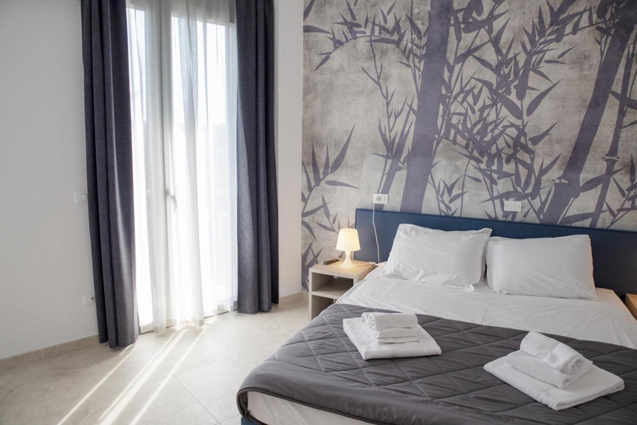 Residence Molino - Holiday Apartments Manerba del Garda Exteriör bild