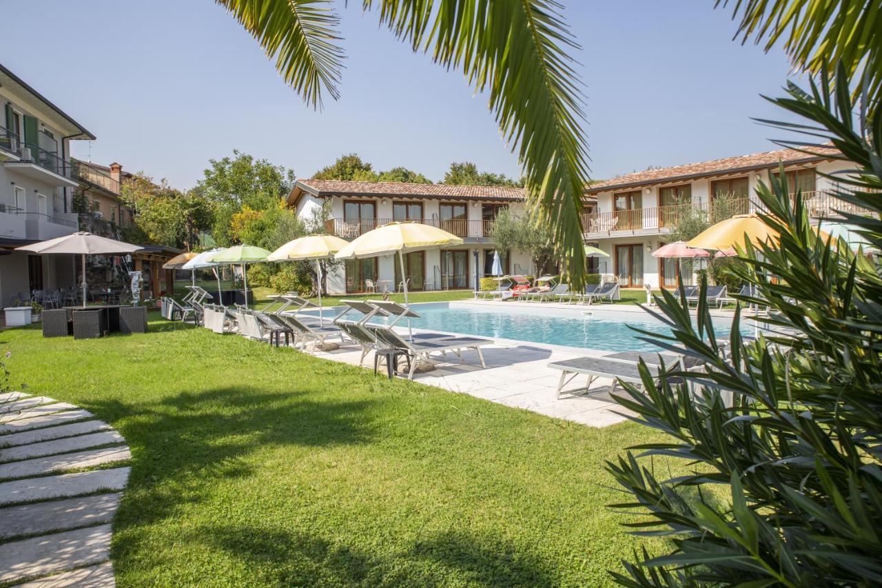 Residence Molino - Holiday Apartments Manerba del Garda Exteriör bild