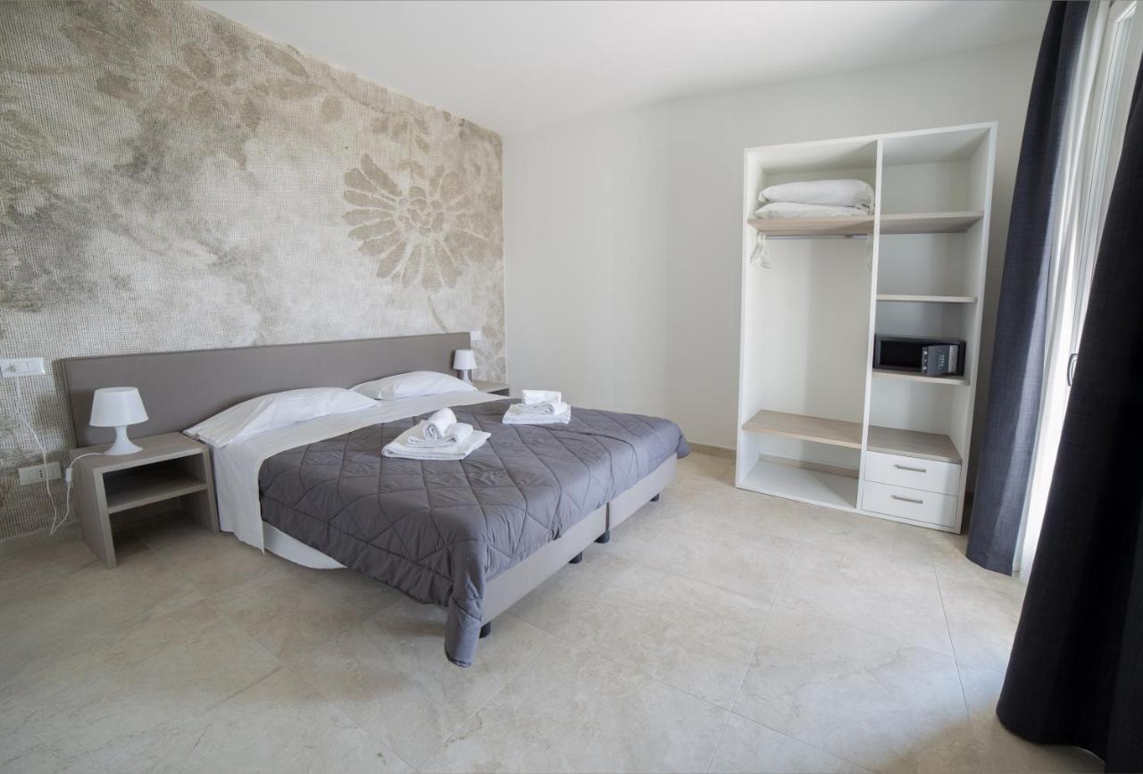 Residence Molino - Holiday Apartments Manerba del Garda Exteriör bild