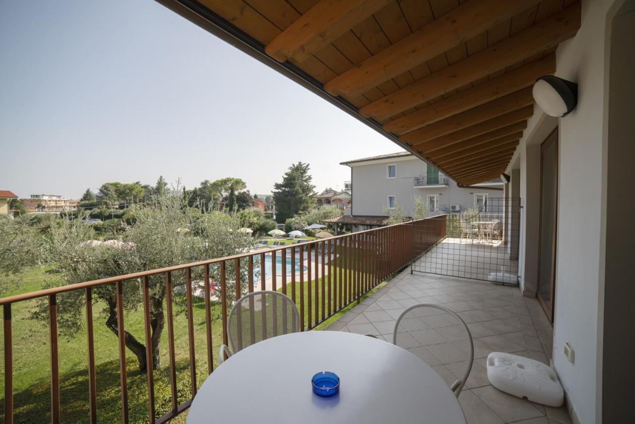Residence Molino - Holiday Apartments Manerba del Garda Exteriör bild