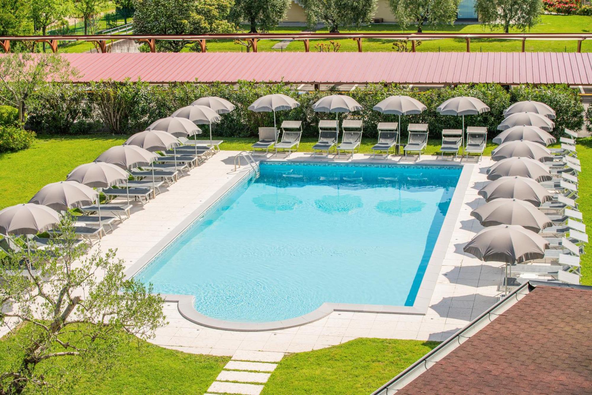 Residence Molino - Holiday Apartments Manerba del Garda Exteriör bild